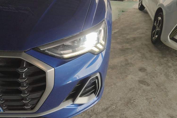 Used Audi Q3 2020 40 TFSI Fashion Dynamic Model Left Front Headlight