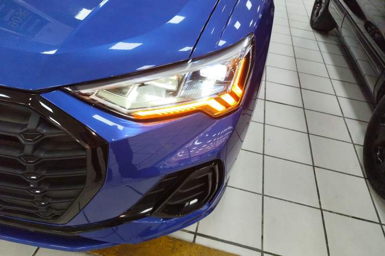 Used Audi Q3 2020 35 TFSI Ambition Dynamic Edition Left Front Headlight