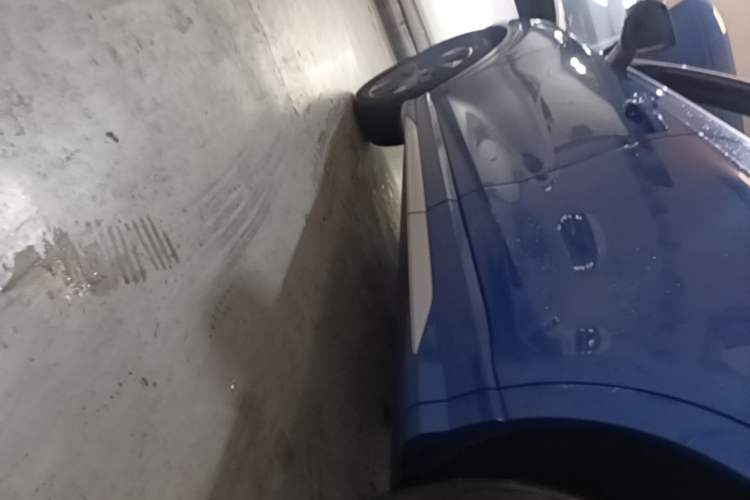 Used Audi Q3 2020 35 TFSI Fashion Dynamic Model Left Side Sill
