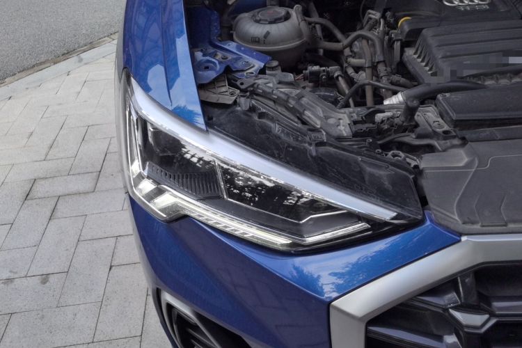 Used Audi Q3 2020 35 TFSI Ambition Dynamic Edition Right Front Headlight