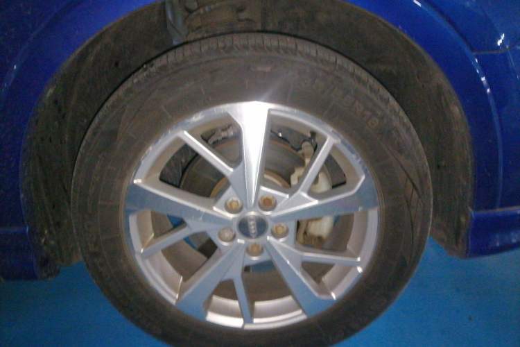 Used Audi Q3 2020 35 TFSI Ambition Dynamic Edition Right Front Wheel Hub