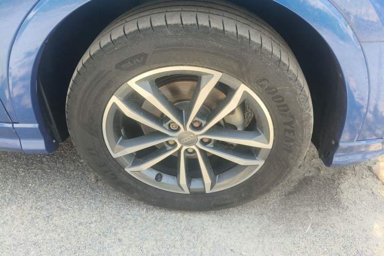 Used Audi Q3 2020 35 TFSI Ambition Dynamic Edition Right Front Wheel Hub