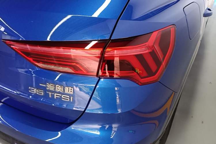 Used Audi Q3 2020 35 TFSI Fashionable and Elegant Model Right Rear Taillight