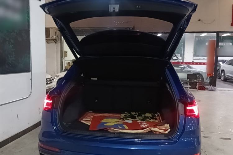 Used Audi Q3 2020 35 TFSI Fashion Dynamic Model Trunk