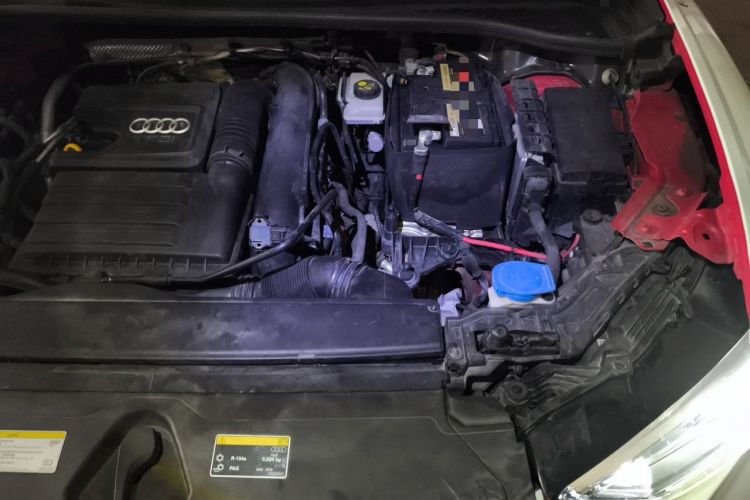 Used Audi Q3 2020 35 TFSI Ambition Style Edition Engine Bay Left
