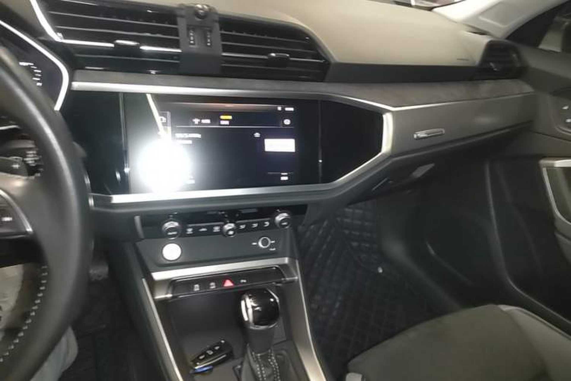 Used Audi Q3 2020 35 TFSI Fashion Dynamic Model Audio And AC Panel