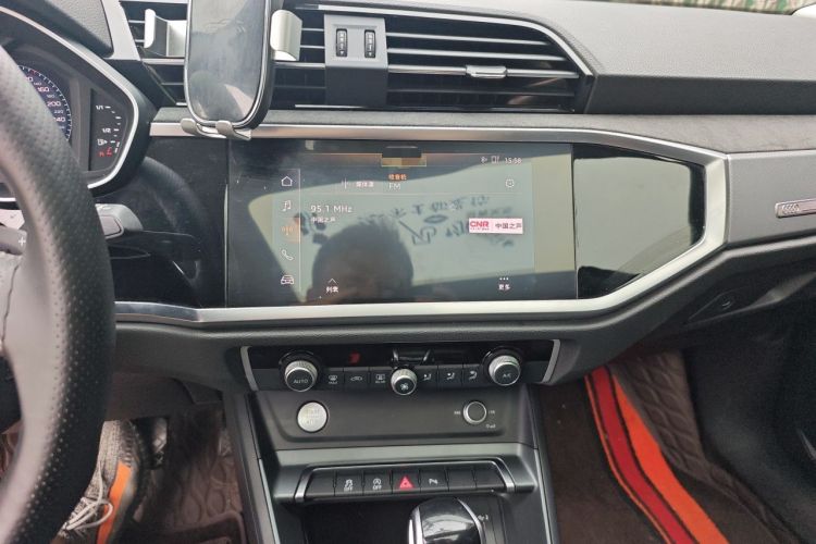 Used Audi Q3 2020 40 TFSI Fashion Dynamic Model Audio And AC Panel