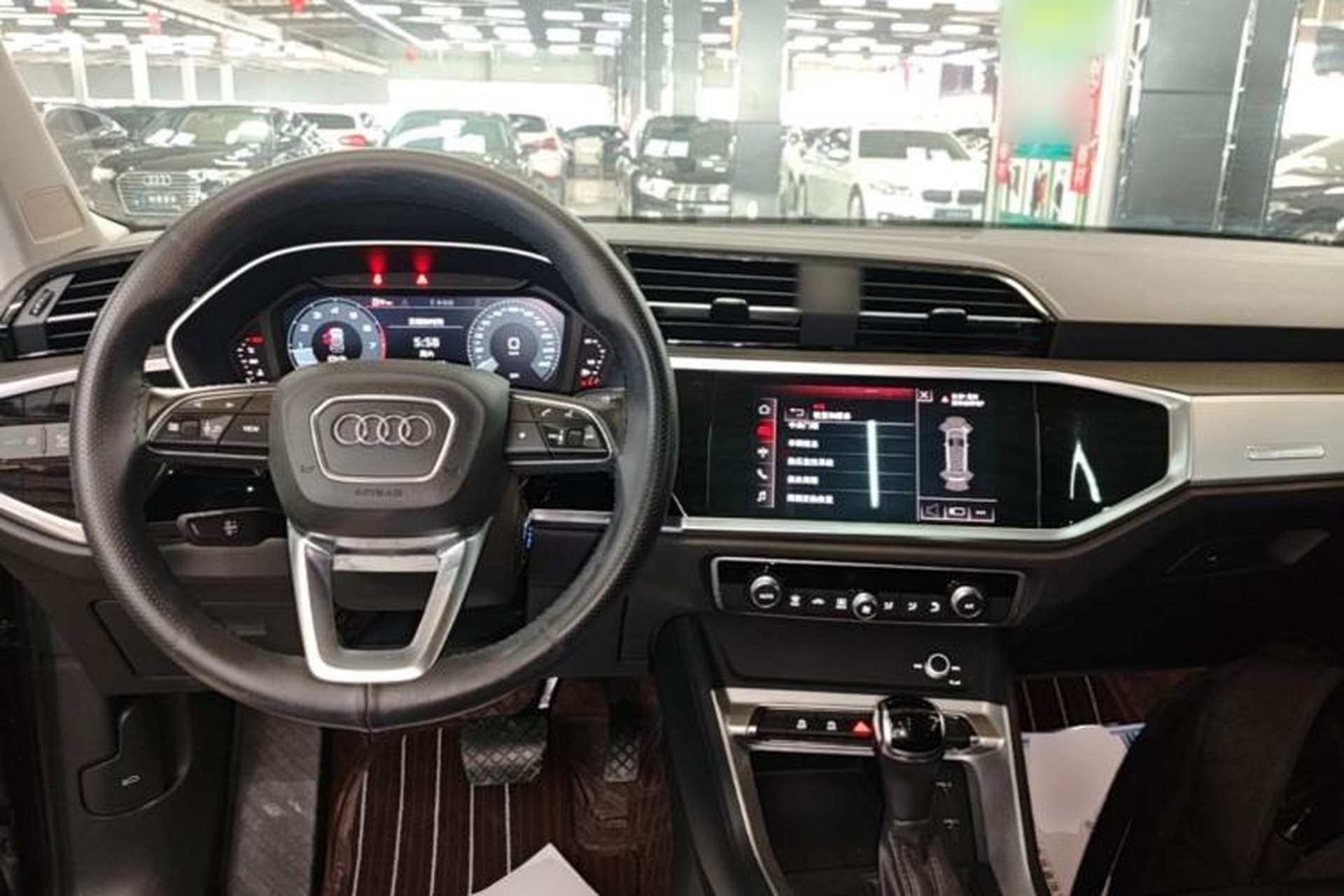 Used Audi Q3 2020 35 TFSI Ambition Style Edition Center Console