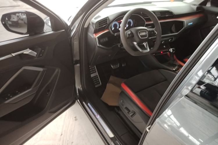Used Audi Q3 2020 40 TFSI Fashion Dynamic Model Driver Seat