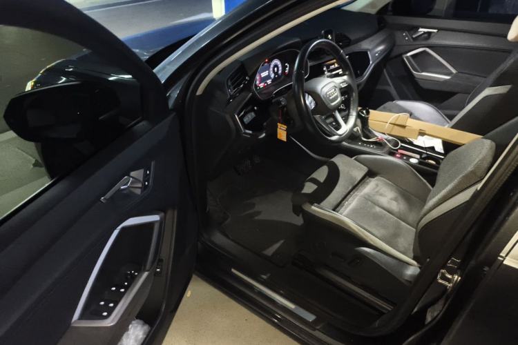 Used Audi Q3 2020 35 TFSI Ambition Dynamic Edition Driver Seat