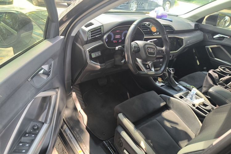 Used Audi Q3 2020 35 TFSI Fashion Dynamic Model Driver Seat