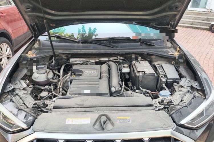 Used Audi Q3 2020 35 TFSI Fashion Dynamic Model Engine Bay