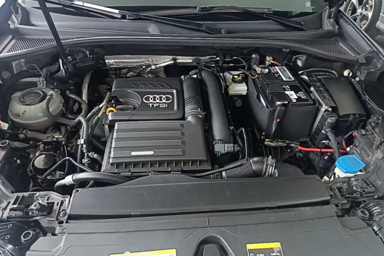 Used Audi Q3 2020 35 TFSI Fashion Dynamic Model Engine Bay