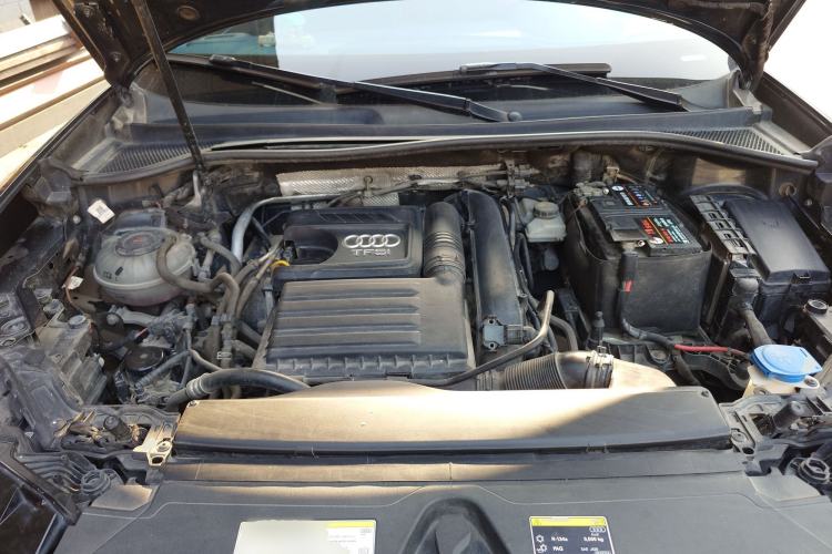 Used Audi Q3 2020 35 TFSI Fashion Dynamic Model Engine Bay