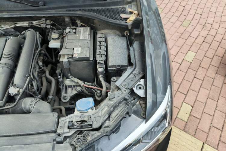 Used Audi Q3 2020 35 TFSI Fashion Dynamic Model Engine Bay Left