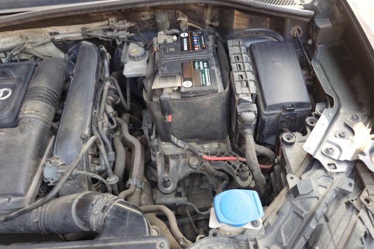 Used Audi Q3 2020 35 TFSI Fashion Dynamic Model Engine Bay Left