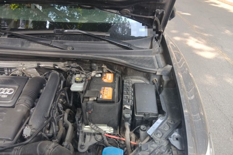 Used Audi Q3 2020 35 TFSI Fashion Dynamic Model Engine Bay Left