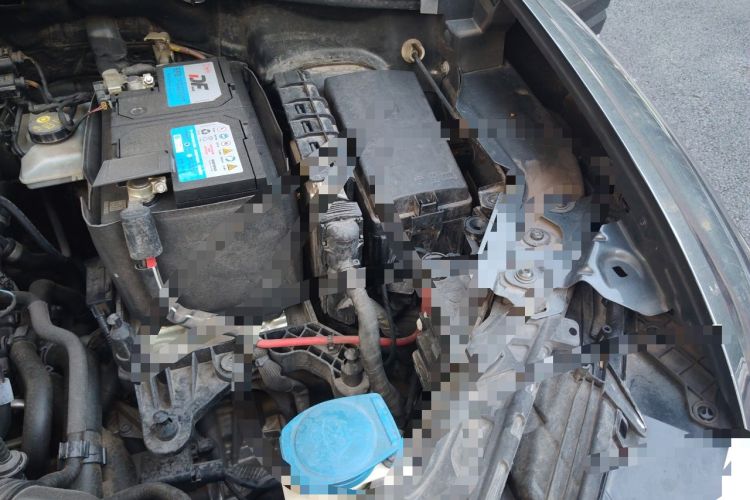 Used Audi Q3 2020 35 TFSI Fashion Dynamic Model Engine Bay Left