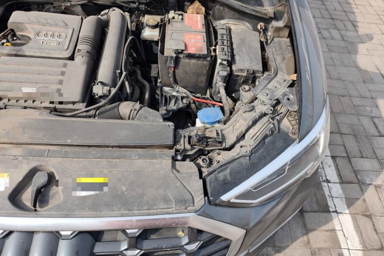 Used Audi Q3 2020 35 TFSI Fashion Dynamic Model Engine Bay Left