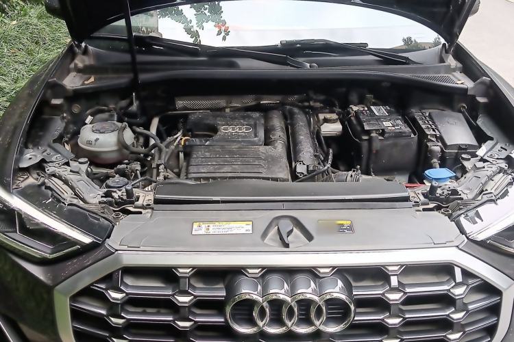 Used Audi Q3 2020 35 TFSI Fashion Dynamic Model Engine Bay