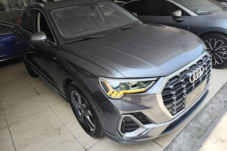 Used Audi Q3 2020 35 TFSI Fashion Dynamic Model Exterior 1