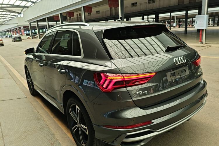 Used Audi Q3 2020 45 TFSI quattro Fashion Dynamic Model Exterior 2
