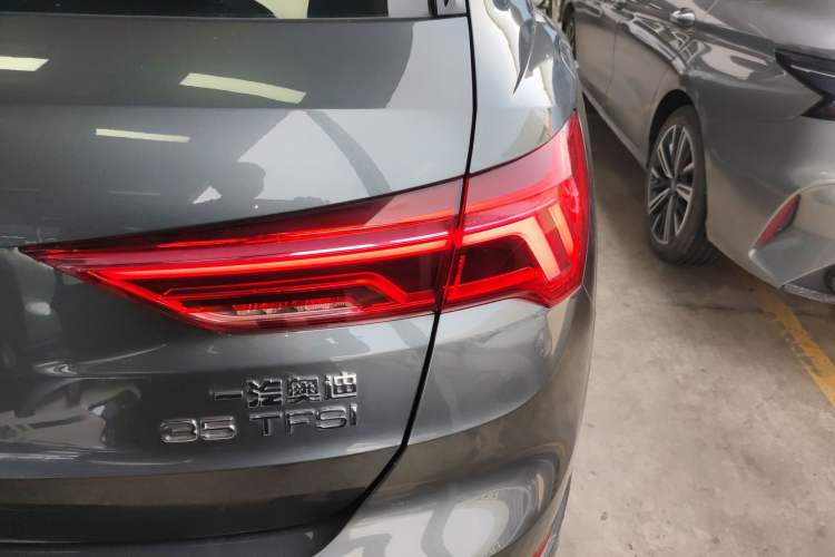 Used Audi Q3 2020 35 TFSI Fashion Dynamic Model Exterior 3
