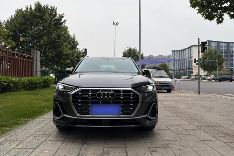Used Audi Q3 2020 45 TFSI quattro Fashion Dynamic Model Exterior 5