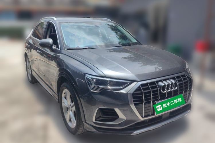 Used Audi Q3 2020 35 TFSI Fashionable and Elegant Model Front Right 45 Deg