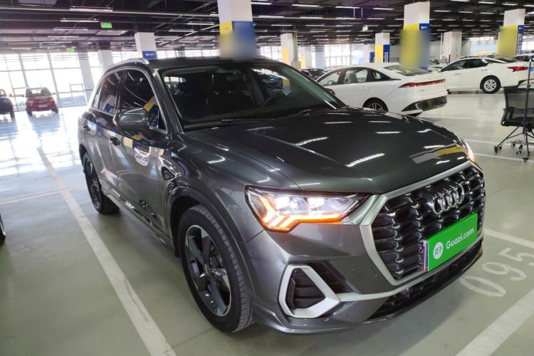 Used Audi Q3 2020 35 TFSI Fashion Dynamic Model Front Right 45 Deg