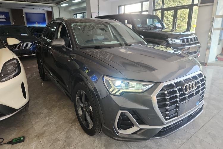 Used Audi Q3 2020 35 TFSI Fashion Dynamic Model Front Right 45 Deg