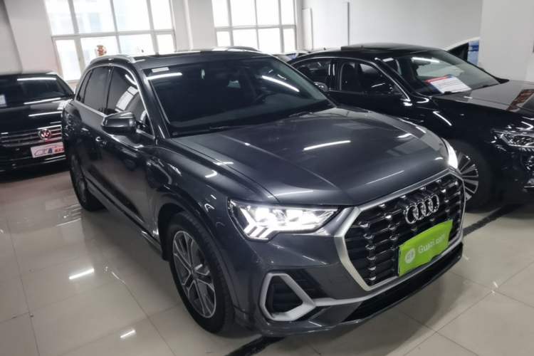 Used Audi Q3 2020 40 TFSI Fashion Dynamic Model Front Right 45 Deg