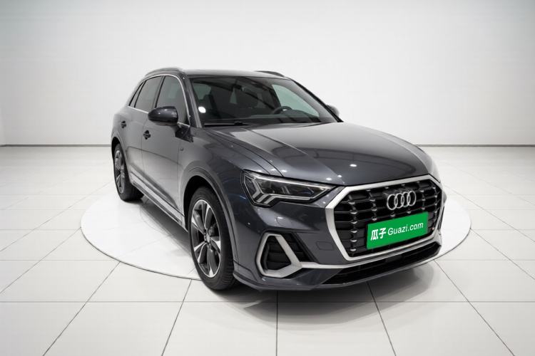 Used Audi Q3 2020 35 TFSI Fashion Dynamic Model Front Right 45 Deg