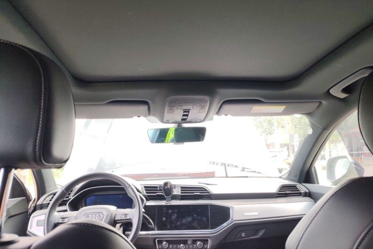 Used Audi Q3 2020 40 TFSI Fashion Dynamic Model Headliner