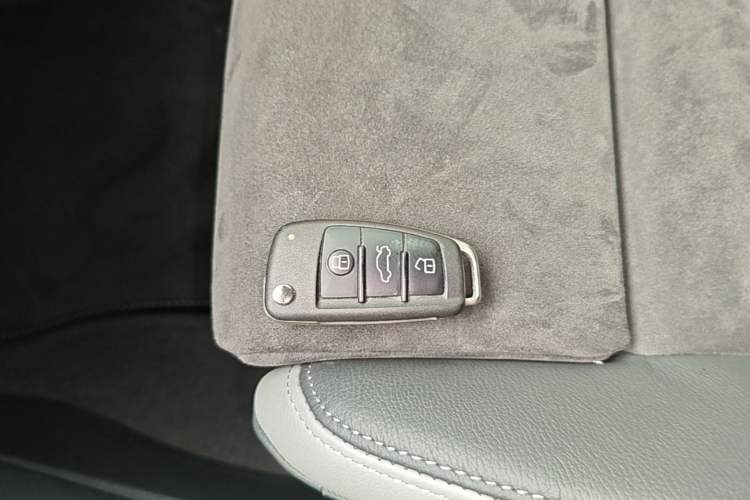 Used Audi Q3 2020 45 TFSI quattro Fashion Dynamic Model Interior 1