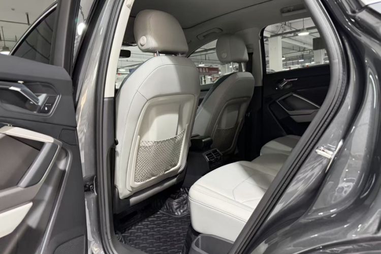 Used Audi Q3 2020 35 TFSI Fashionable and Elegant Model Interior 2