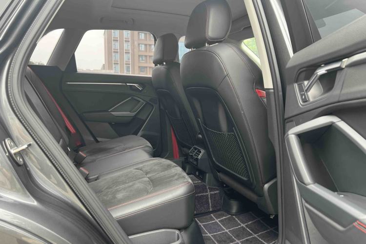 Used Audi Q3 2020 40 TFSI Fashion Dynamic Model Interior 5