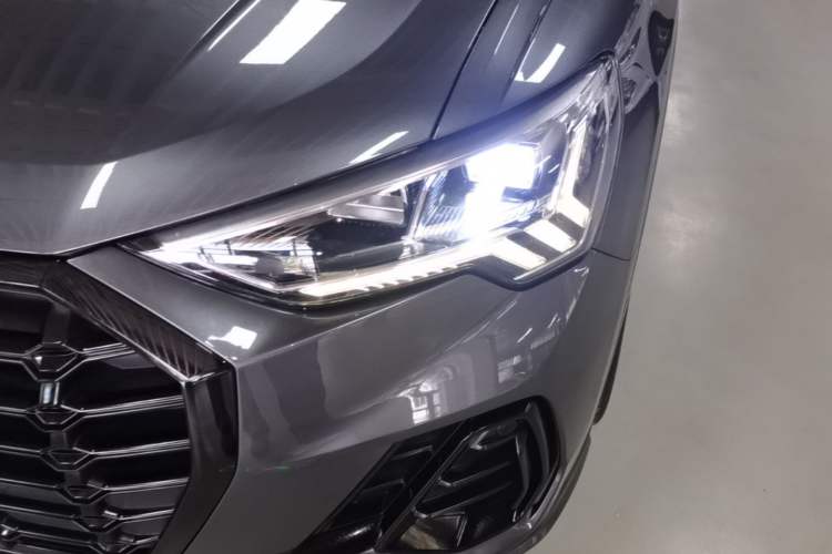 Used Audi Q3 2020 40 TFSI Fashion Dynamic Model Left Front Headlight