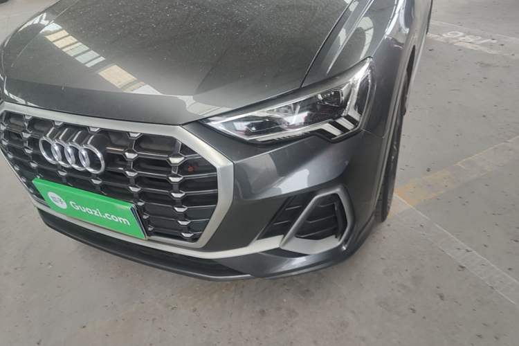 Used Audi Q3 2020 35 TFSI Fashion Dynamic Model Left Front Headlight