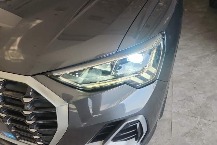 Used Audi Q3 2020 35 TFSI Fashion Dynamic Model Left Front Headlight