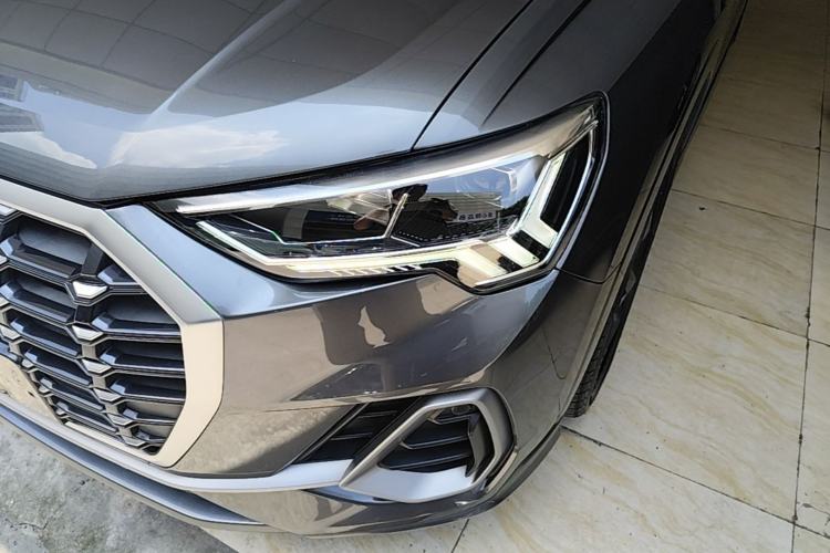 Used Audi Q3 2020 35 TFSI Fashion Dynamic Model Left Front Headlight
