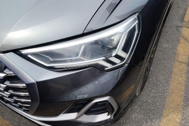 Used Audi Q3 2020 35 TFSI Ambition Dynamic Edition Left Front Headlight