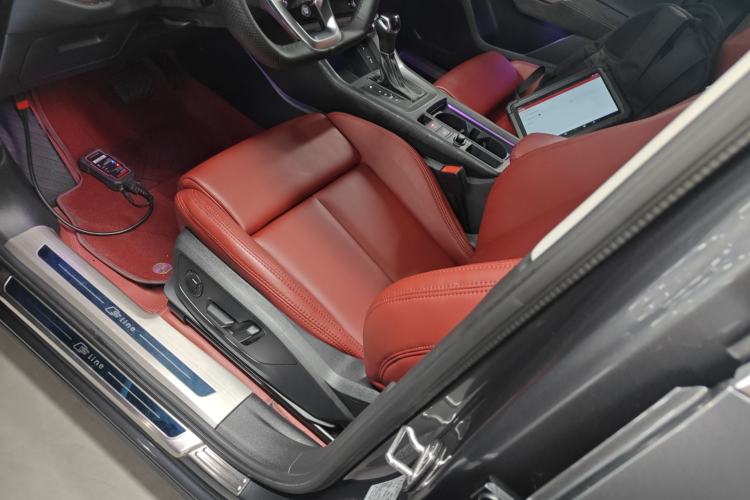 Used Audi Q3 2020 35 TFSI Fashion Dynamic Model Left Front Seat