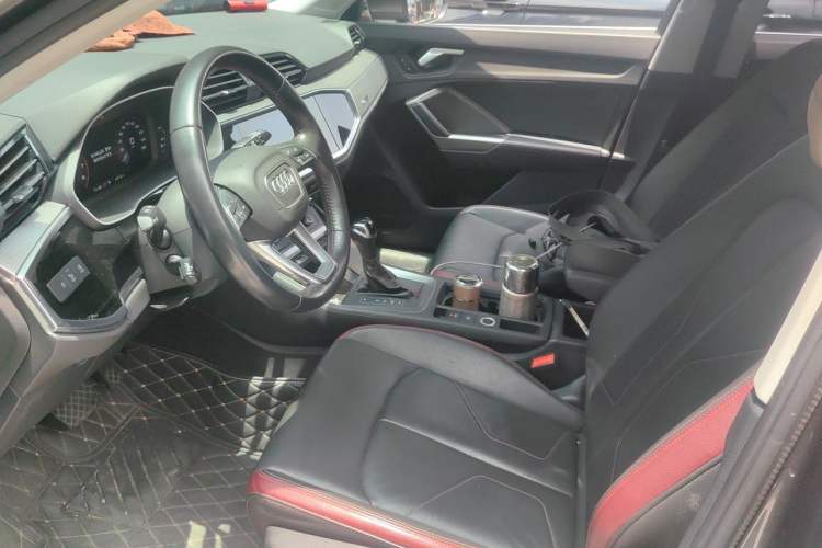 Used Audi Q3 2020 35 TFSI Fashionable and Elegant Model Left Front Seat