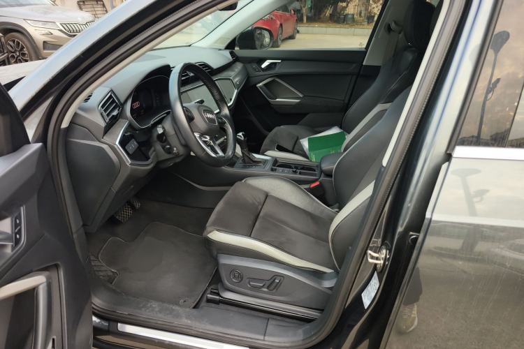 Used Audi Q3 2020 35 TFSI Ambition Dynamic Edition Left Front Seat