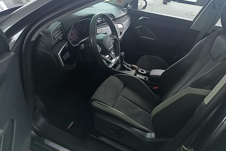 Used Audi Q3 2020 35 TFSI Fashion Dynamic Model Left Front Seat