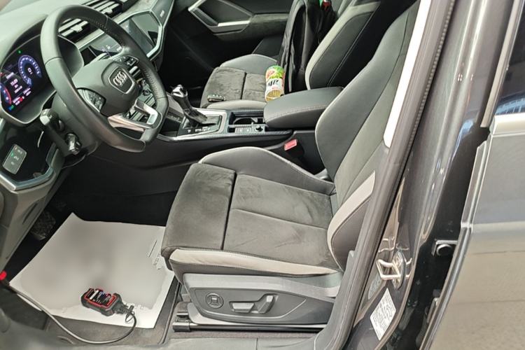 Used Audi Q3 2020 45 TFSI quattro Fashion Dynamic Model Left Front Seat
