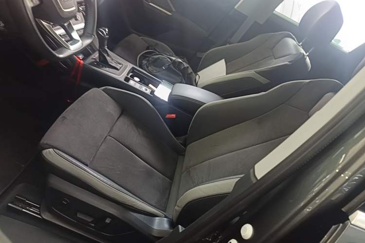 Used Audi Q3 2020 35 TFSI Fashion Dynamic Model Left Front Seat