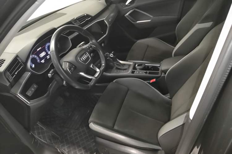 Used Audi Q3 2020 35 TFSI Fashion Dynamic Model Left Front Seat