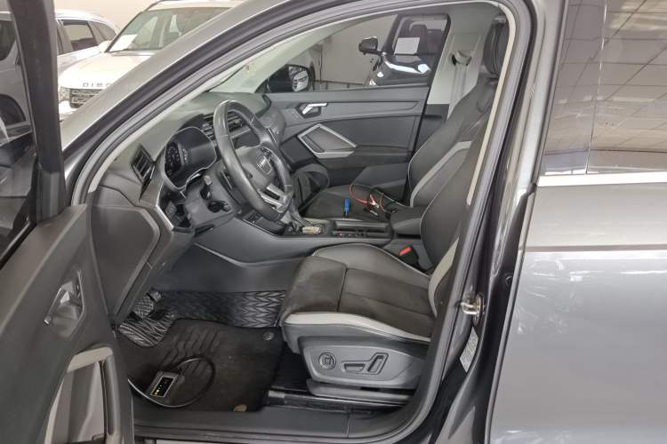 Used Audi Q3 2020 35 TFSI Fashion Dynamic Model Left Front Seat